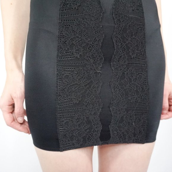 VICTORIA'S SECRET So Curvaceous Shaping Slip - Picture 6 of 7